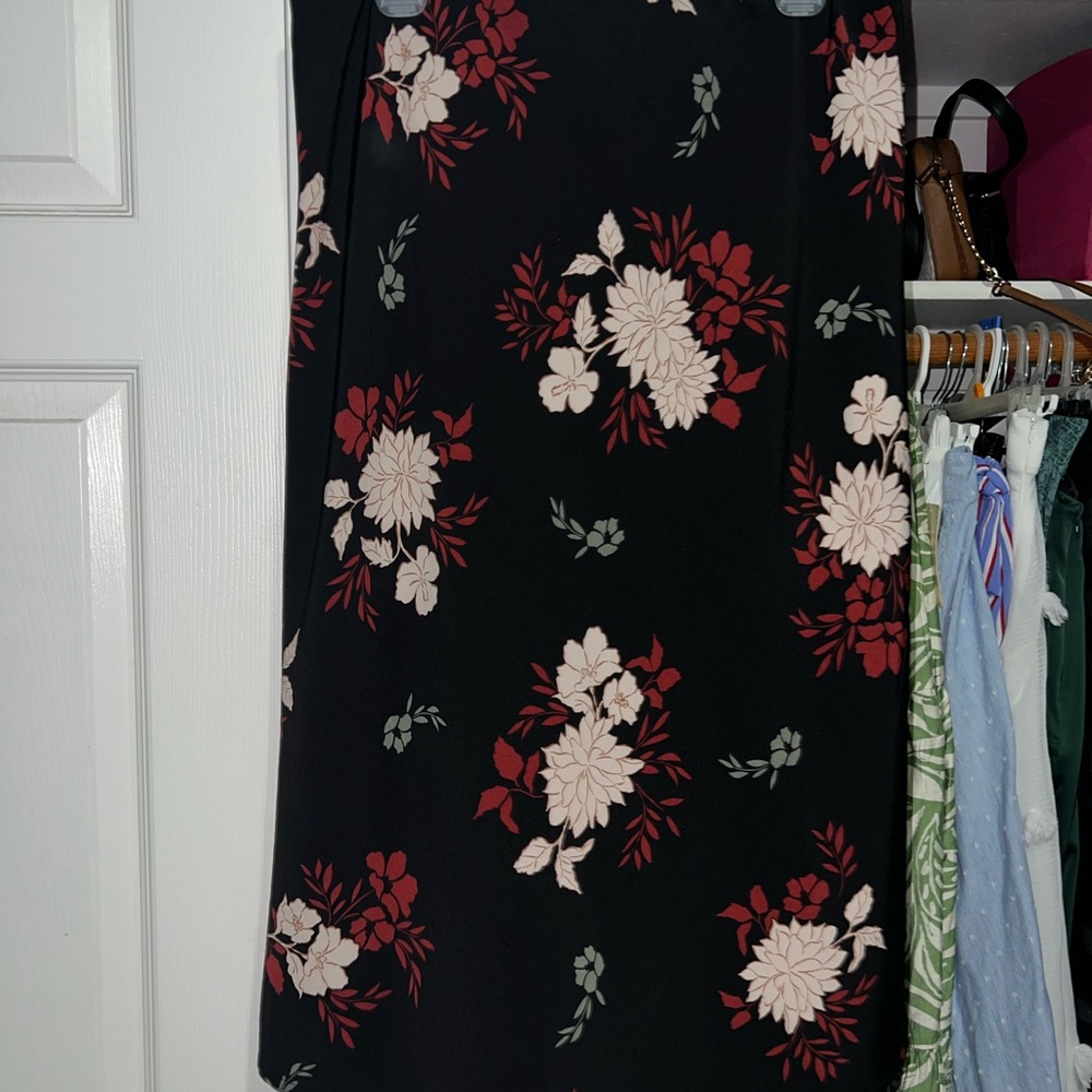 Bobeau Black Floral Pencil Skirt